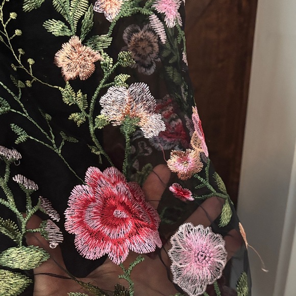 Lulu's Soirée Blossom Black Embroidered Flora Maxi Dress - Picture 3 of 3